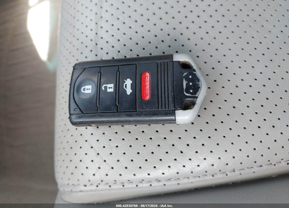 2011 ACURA TL 3.5 VIN: 19UUA8F56BA006089