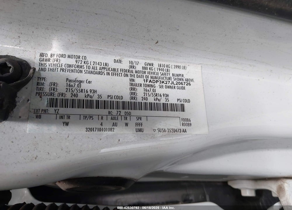 2018 FORD FOCUS VIN: 1FADP3K27JL206726