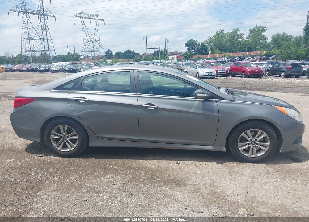 2014 HYUNDAI SONATA GLS VIN: 5NPEB4ACXEH822833