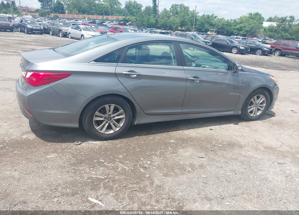 2014 HYUNDAI SONATA GLS VIN: 5NPEB4ACXEH822833