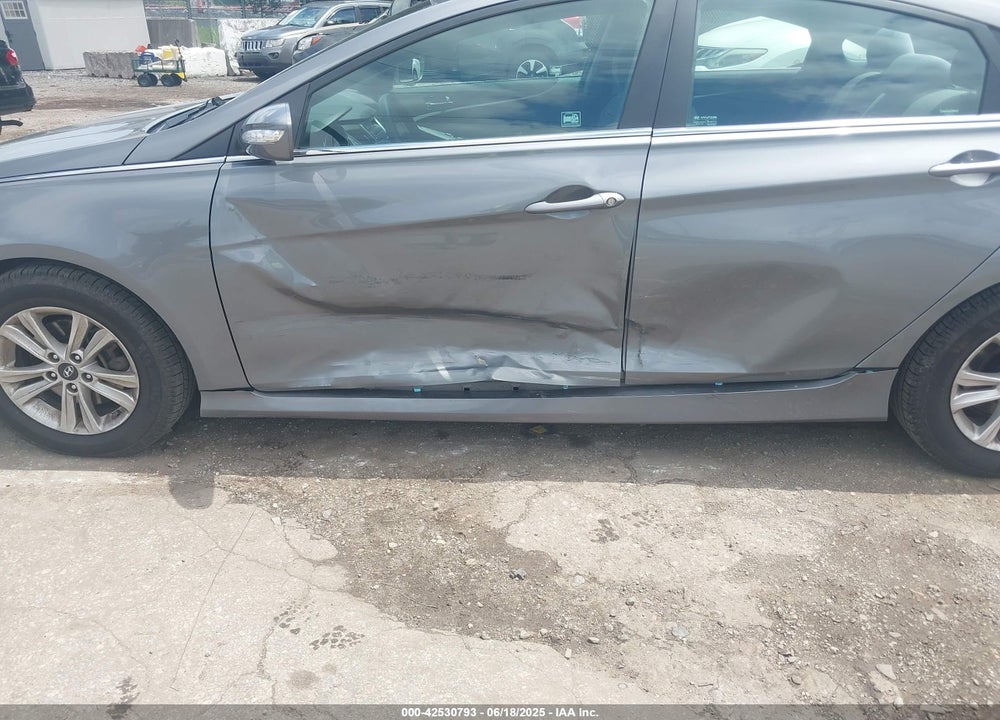 2014 HYUNDAI SONATA GLS VIN: 5NPEB4ACXEH822833