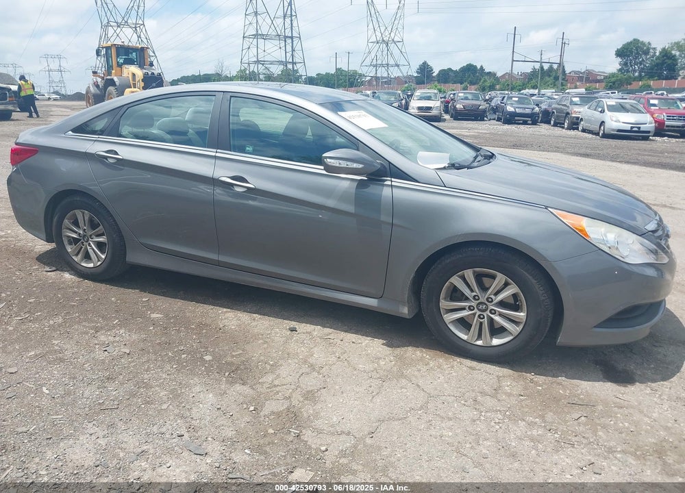 2014 HYUNDAI SONATA GLS VIN: 5NPEB4ACXEH822833