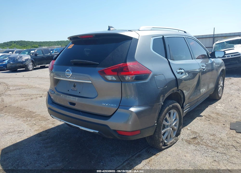 2018 NISSAN ROGUE VIN: JN8AT2MV9JW311992