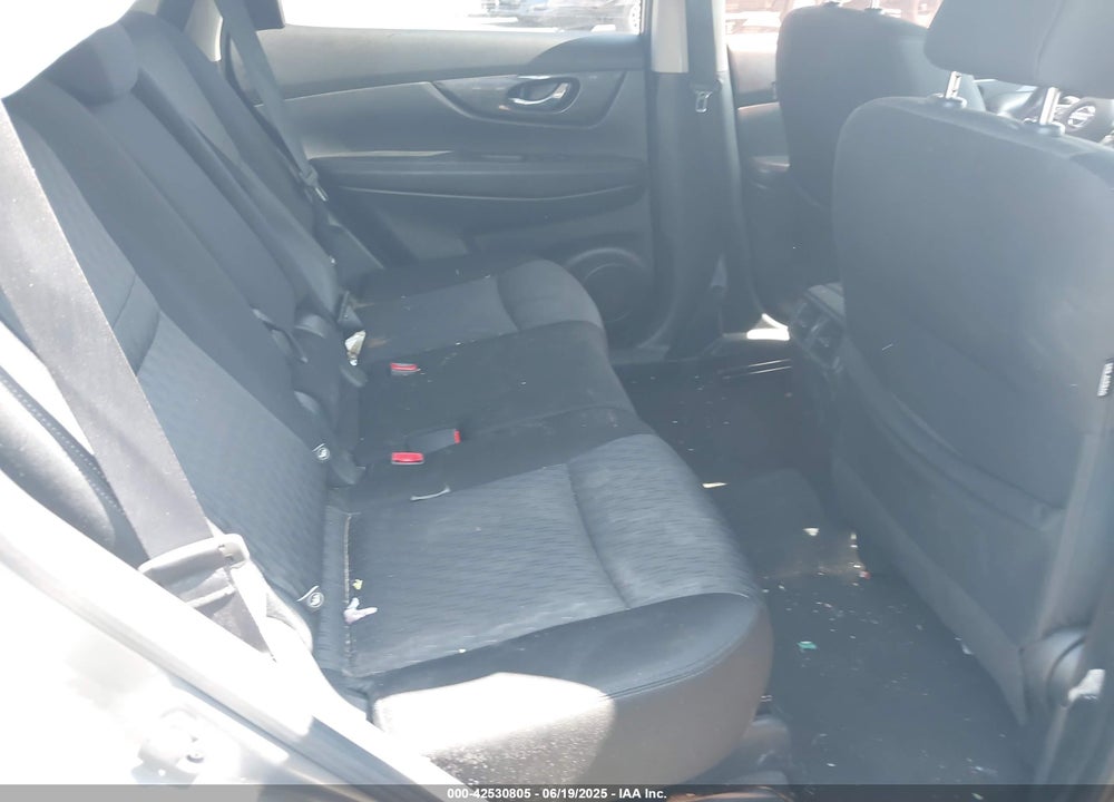2018 NISSAN ROGUE VIN: JN8AT2MV9JW311992