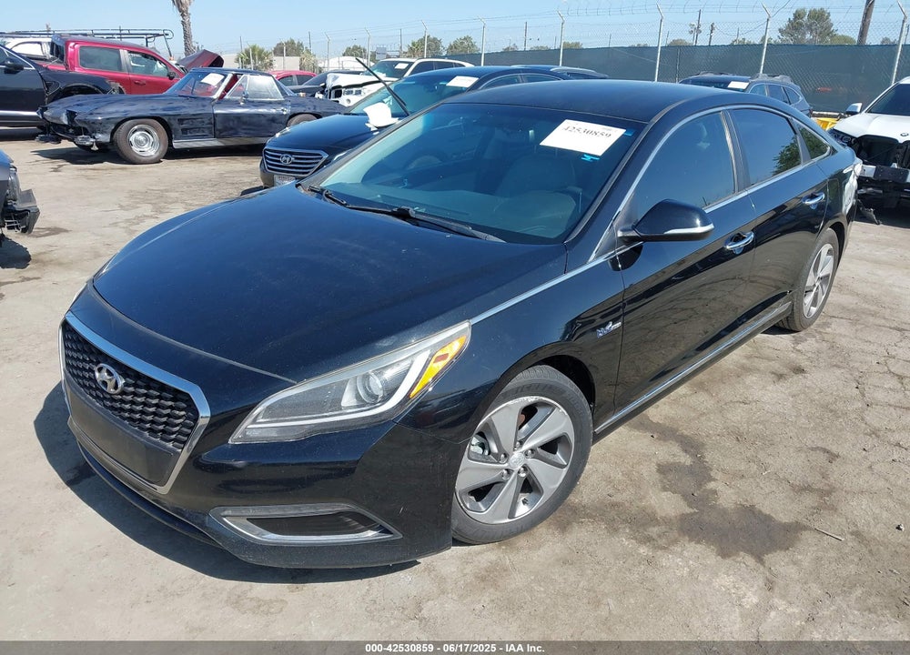 2017 HYUNDAI SONATA HYBRID VIN: KMHE34L16HA047012