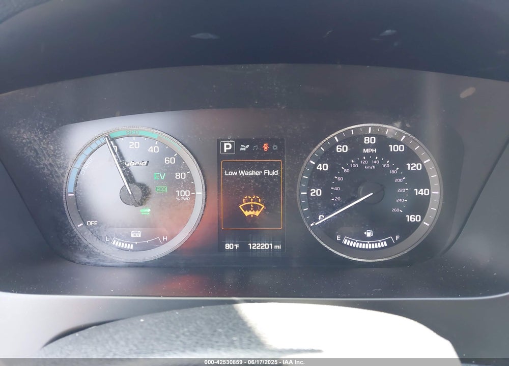 2017 HYUNDAI SONATA HYBRID VIN: KMHE34L16HA047012
