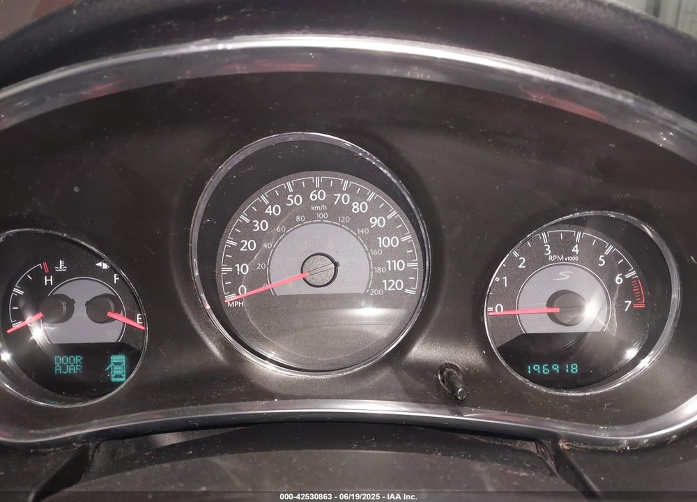 2014 CHRYSLER 200 VIN: 1C3CCBBB6EN119331