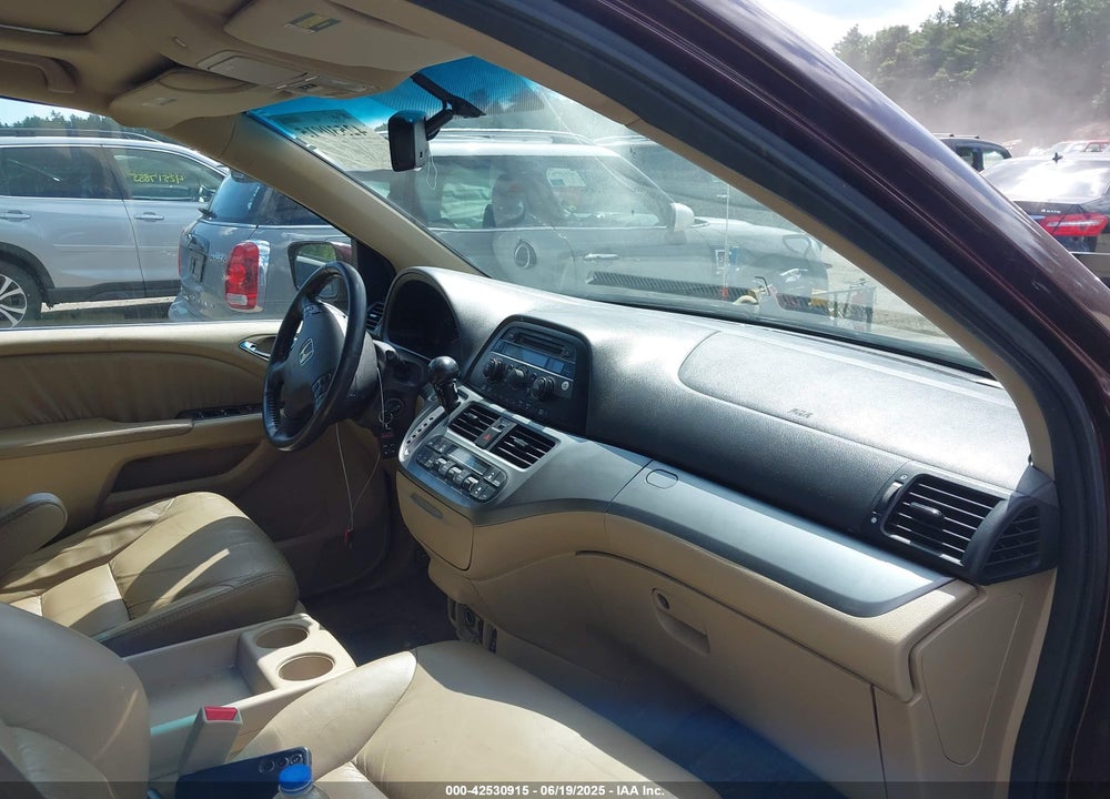2008 HONDA ODYSSEY EX-L VIN: 5FNRL386X8B114674