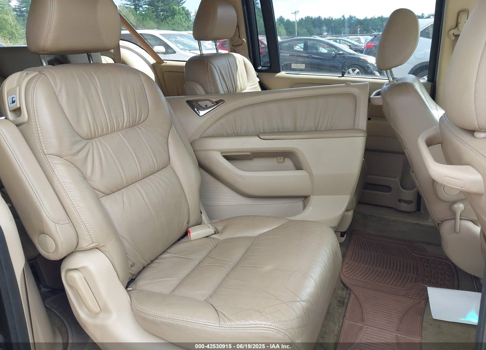2008 HONDA ODYSSEY EX-L VIN: 5FNRL386X8B114674