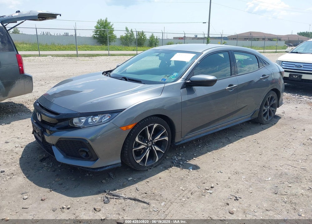 2017 HONDA CIVIC VIN: SHHFK7H4XHU207415
