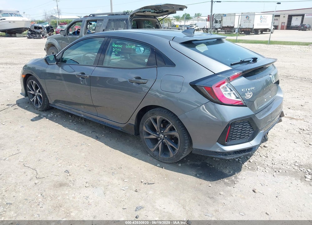 2017 HONDA CIVIC VIN: SHHFK7H4XHU207415