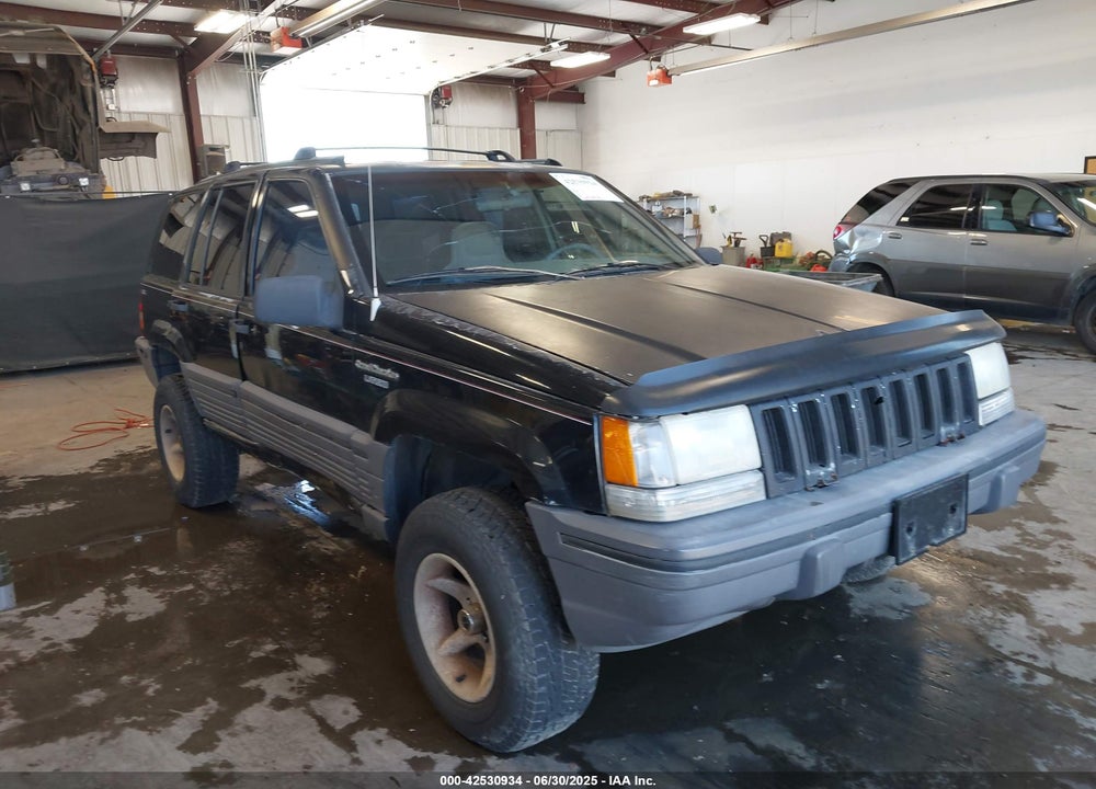 1995 JEEP GRAND CHEROKEE LAREDO VIN: 1J4GZ58Y3SC670696