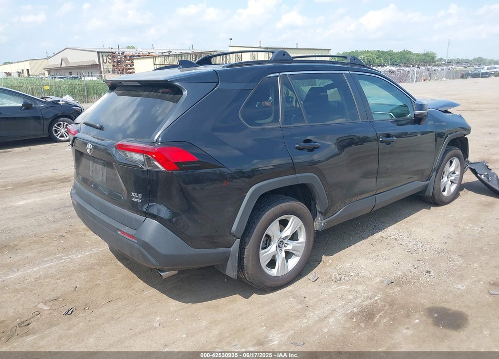 2020 TOYOTA RAV4 XLE VIN: 2T3P1RFV5LC122308