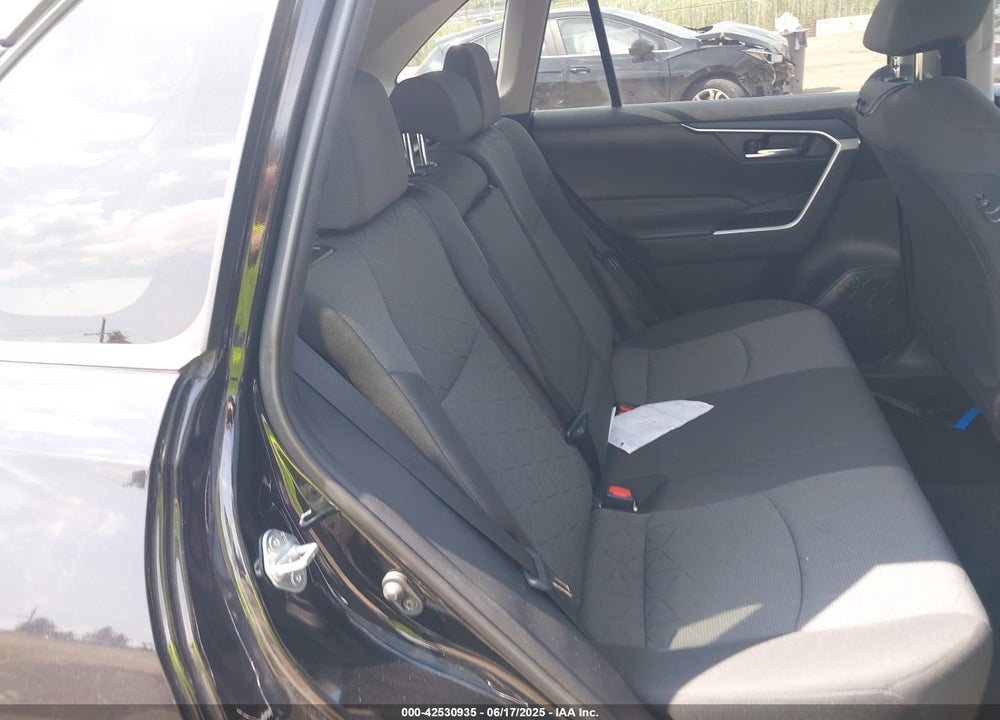 2020 TOYOTA RAV4 XLE VIN: 2T3P1RFV5LC122308