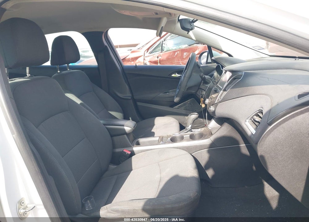 2018 CHEVROLET CRUZE VIN: 1G1BE5SM6J7169531