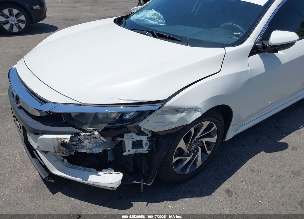 2016 HONDA CIVIC VIN: 2HGFC2F77GH552295