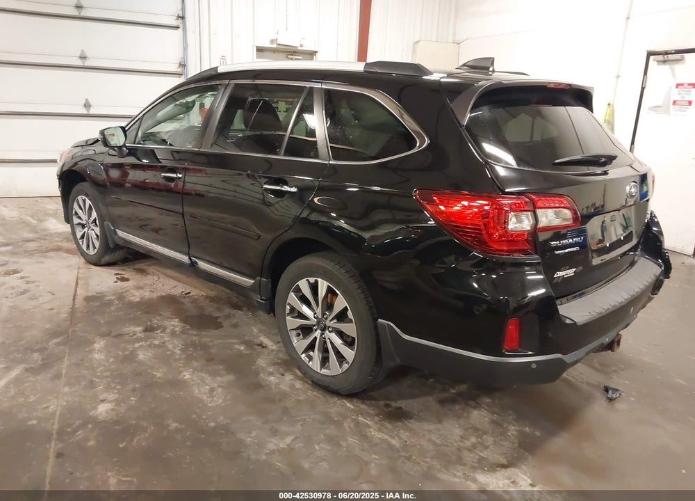 2017 SUBARU OUTBACK VIN: 4S4BSETCXH3295331