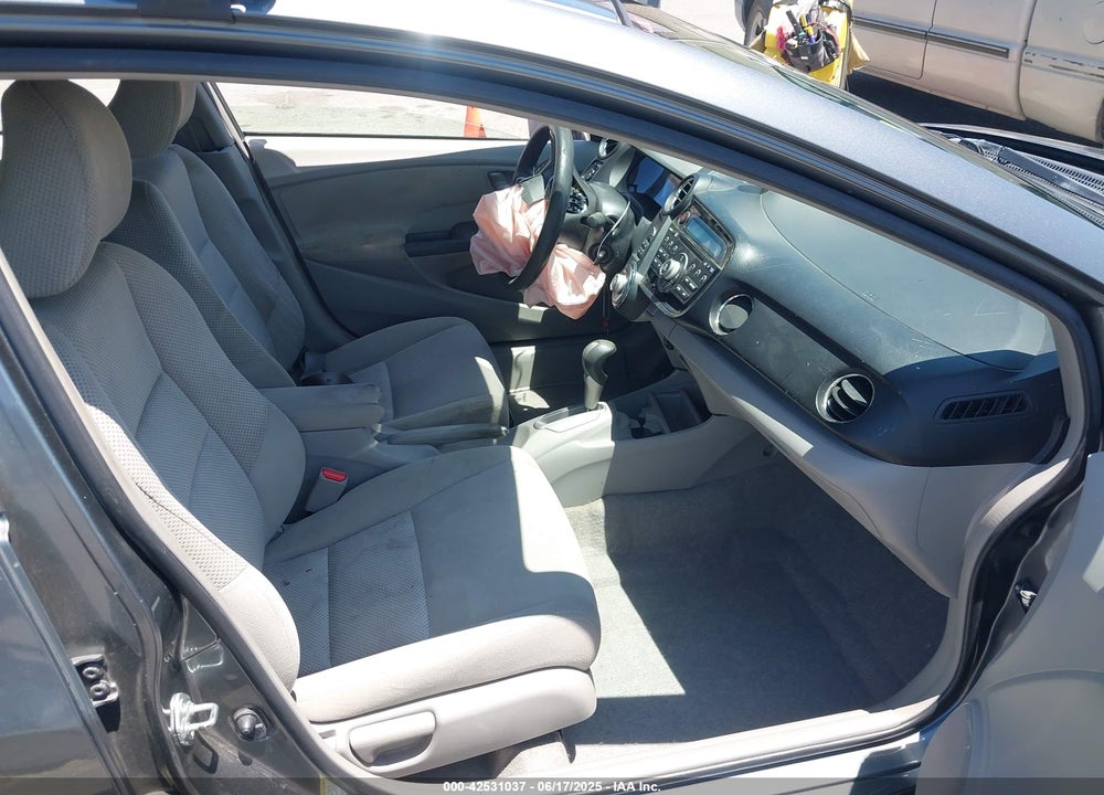 2011 HONDA INSIGHT VIN: JHMZE2H50BS011087
