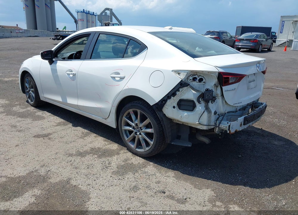 2018 MAZDA 3 TOURING VIN: 3MZBN1V36JM188392
