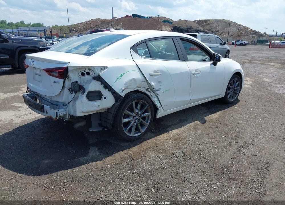 2018 MAZDA 3 TOURING VIN: 3MZBN1V36JM188392