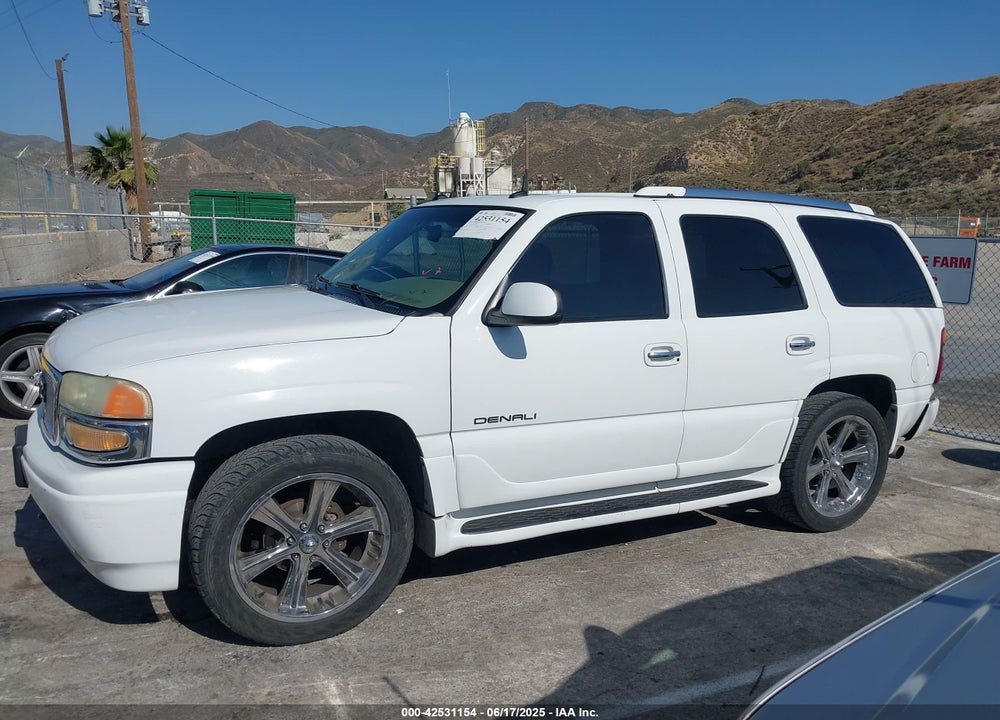 2003 GMC YUKON DENALI VIN: 1GKEK63U43J293731