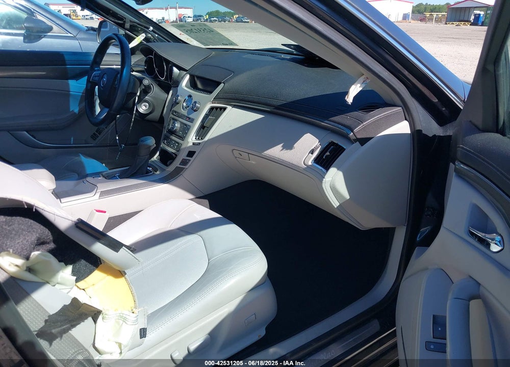 2013 CADILLAC CTS LUXURY VIN: 1G6DE5E5XD0146158