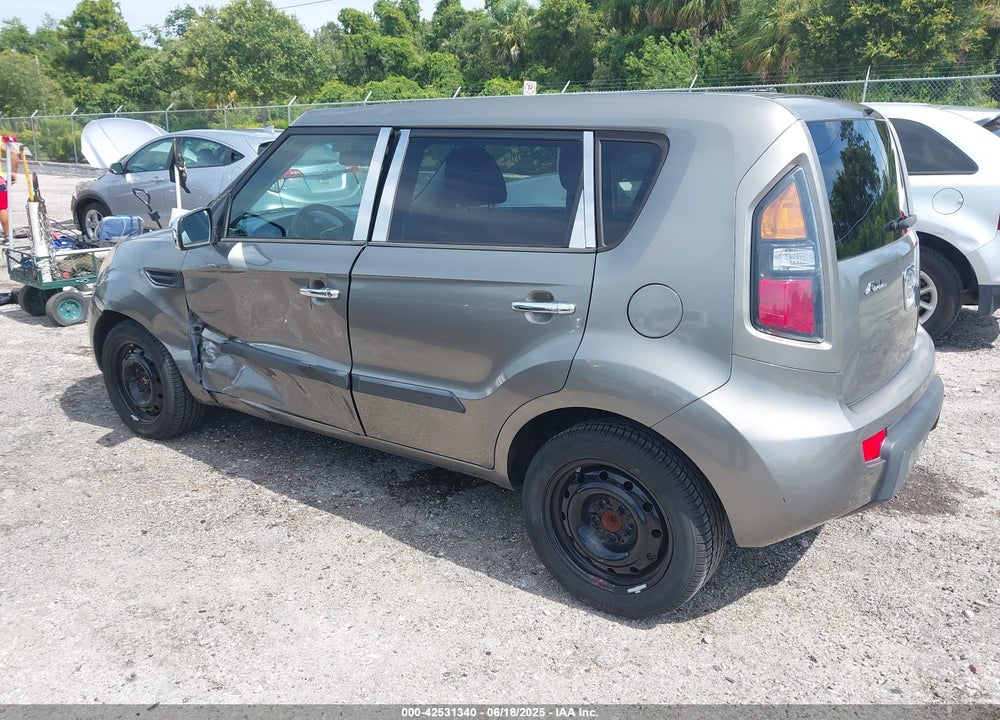 2011 KIA SOUL VIN: KNDJT2A22B7306005
