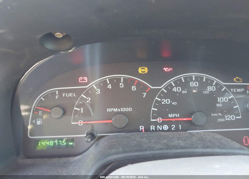 2000 FORD WINDSTAR SE VIN: 2FMZA524XYBB87299