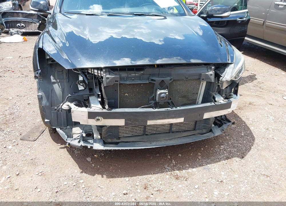 2017 INFINITI QX30 VIN: SJKCH5CP5HA026043