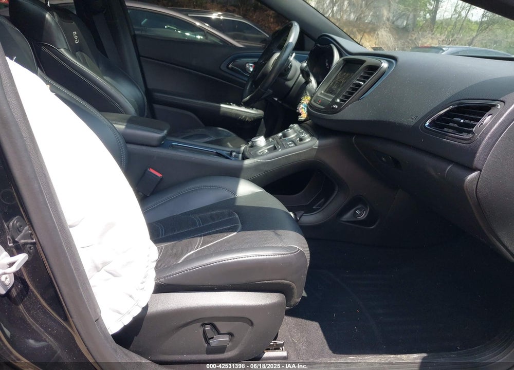 2015 CHRYSLER 200 VIN: 1C3CCCDG0FN618545