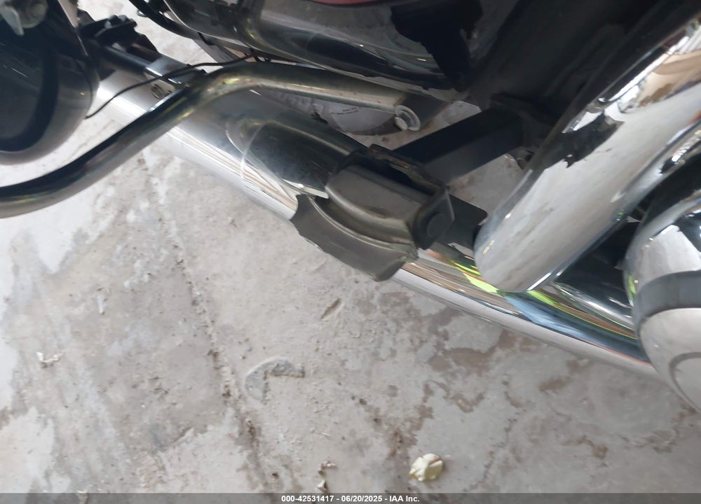 2010 KAWASAKI VN1700 A VIN: JKBVNRA12AA003759