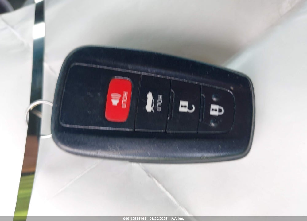 2018 TOYOTA CAMRY HYBRID LE VIN: 4T1B31HK8JU504572