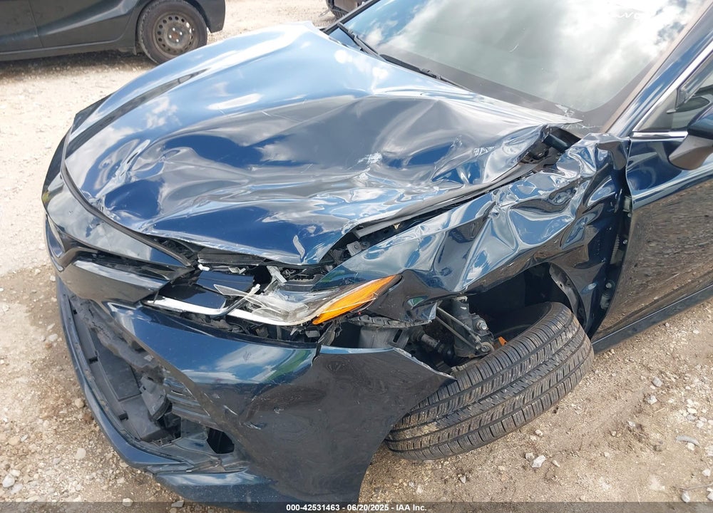 2018 TOYOTA CAMRY HYBRID LE VIN: 4T1B31HK8JU504572