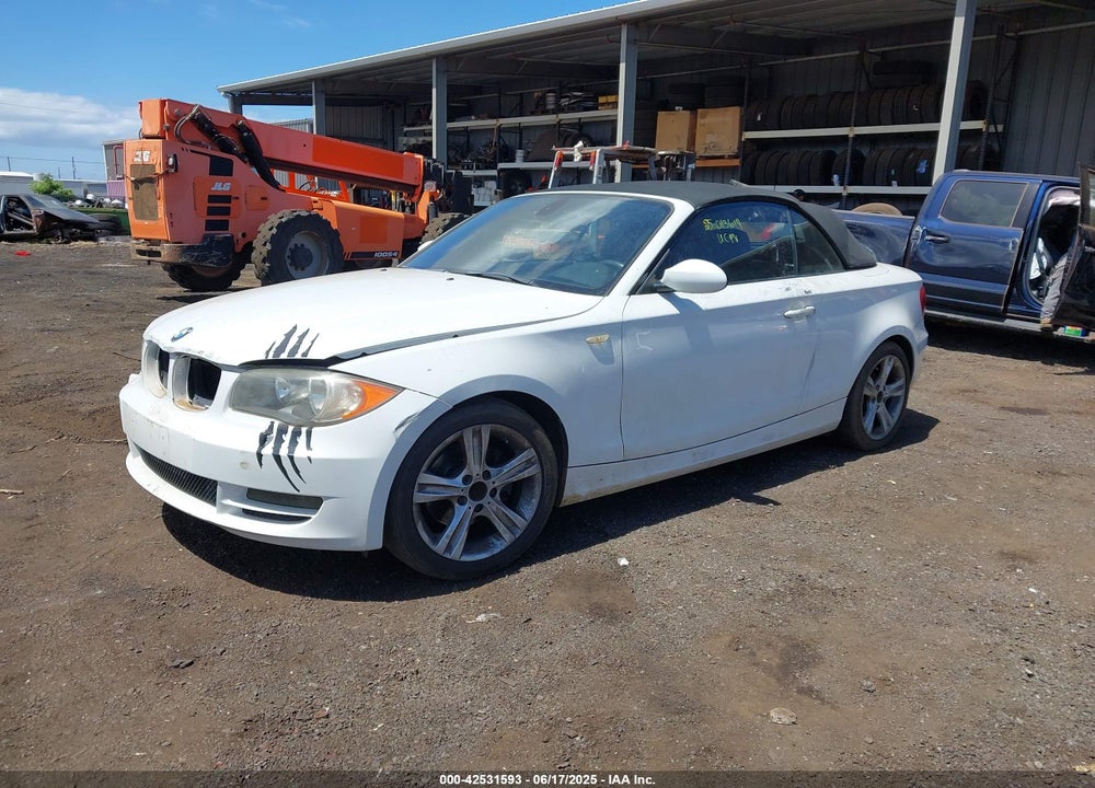 2009 BMW 1 SERIES VIN: WBAUN13529VH81359