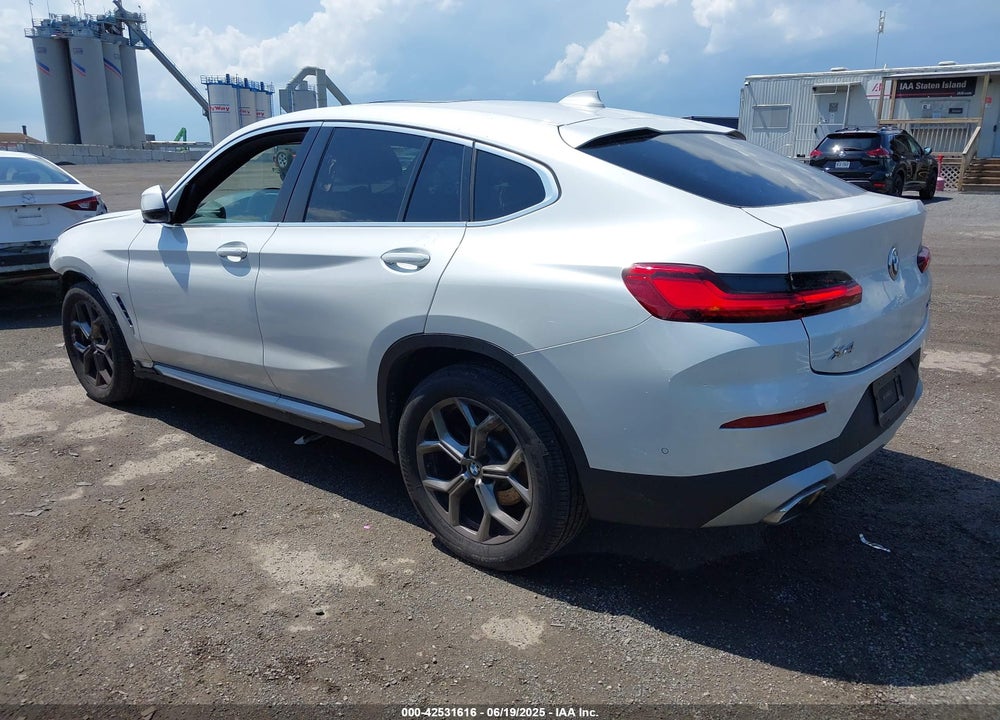 2025 BMW X4 VIN: 5UX33DT03S9X59312