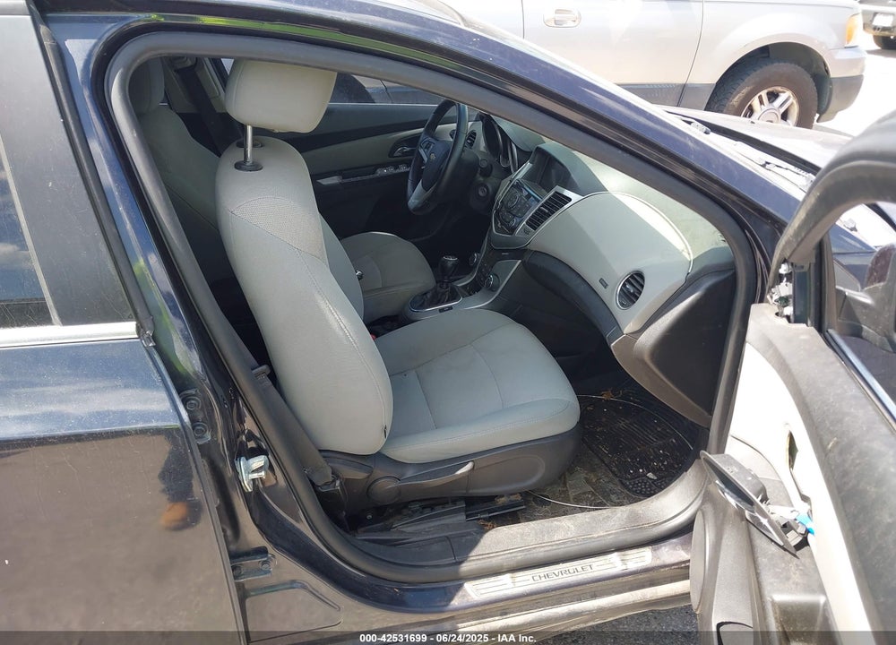 2014 CHEVROLET CRUZE VIN: 1G1PJ5SB8E7230206