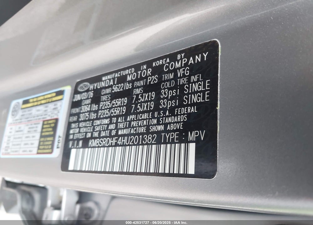 2017 HYUNDAI SANTA FE VIN: KM8SRDHF4HU201382