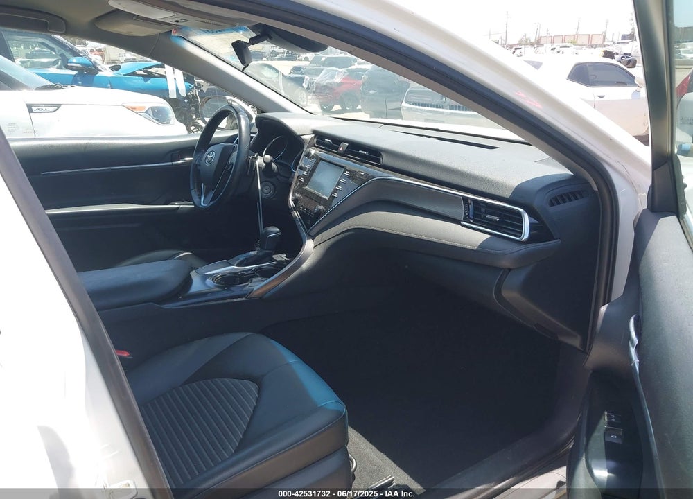 2018 TOYOTA CAMRY VIN: 4T1B11HK5JU007856