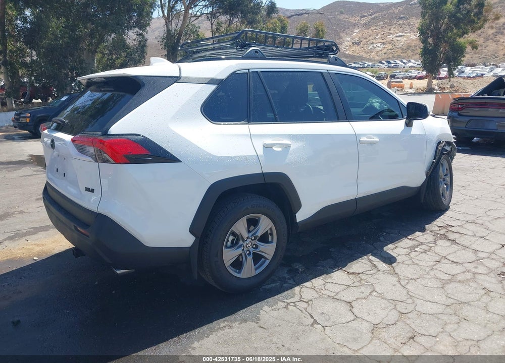 2024 TOYOTA RAV4 VIN: 2T3W1RFV5RW304139