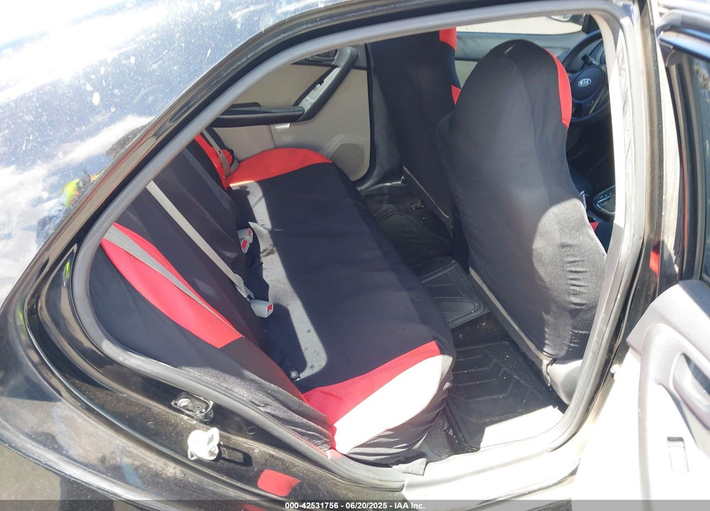 2011 KIA FORTE VIN: KNAFU4A26B5422430