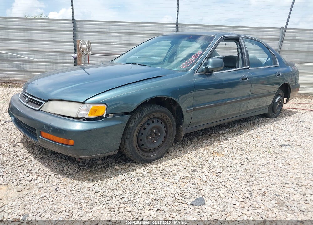 1996 HONDA ACCORD LX/EX VIN: 1HGCD5639TA290190