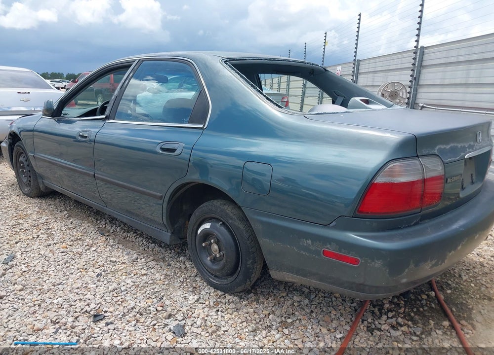 1996 HONDA ACCORD LX/EX VIN: 1HGCD5639TA290190