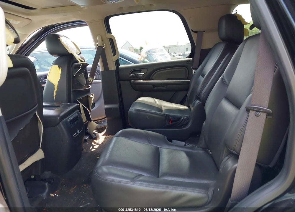 2012 GMC YUKON DENALI VIN: 1GKS2EEF6CR320067