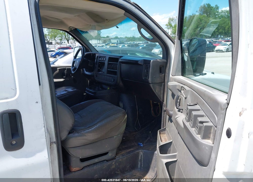 2009 CHEVROLET EXPRESS 3500 WORK VAN VIN: 1GCHG35K991103001