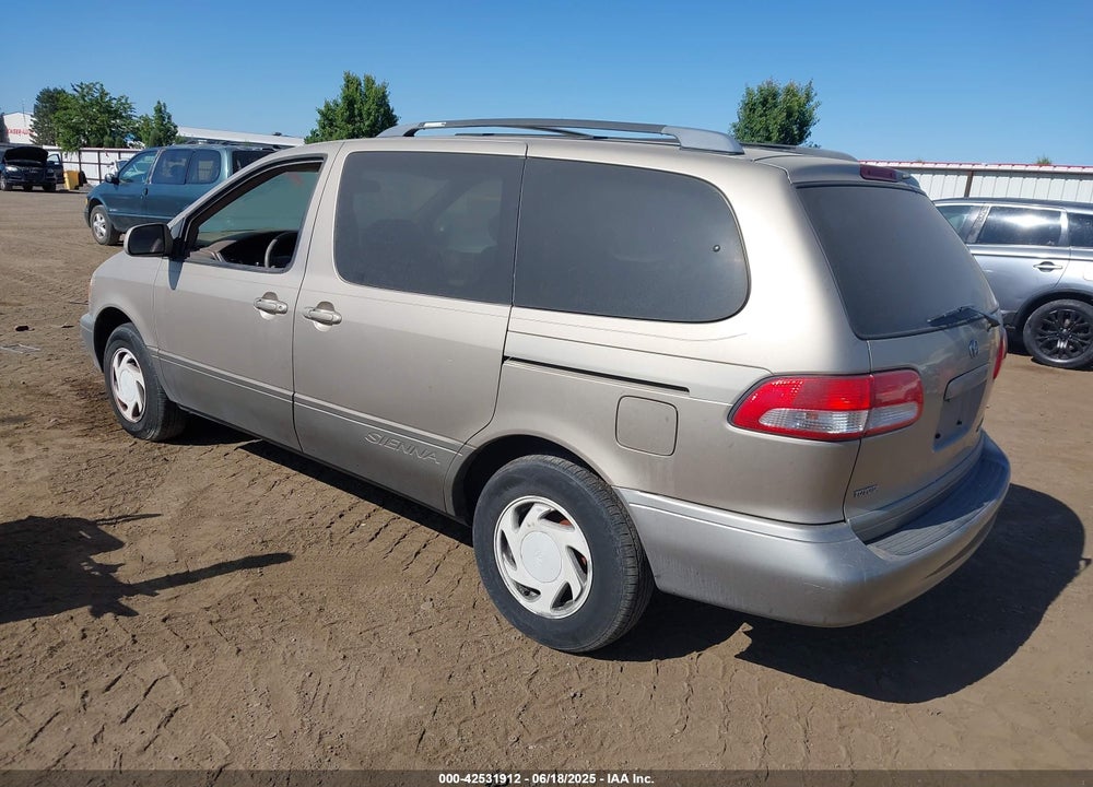 2002 TOYOTA SIENNA XLE VIN: 4T3ZF13C72U419558