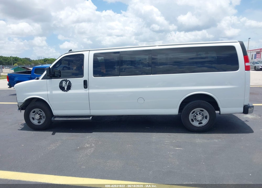 2019 CHEVROLET EXPRESS 3500 LT VIN: 1GAZGPFG9K1266347
