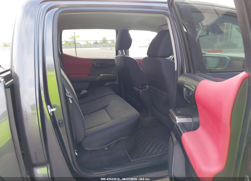 2022 TOYOTA TACOMA VIN: 3TMCZ5AN8NM498933