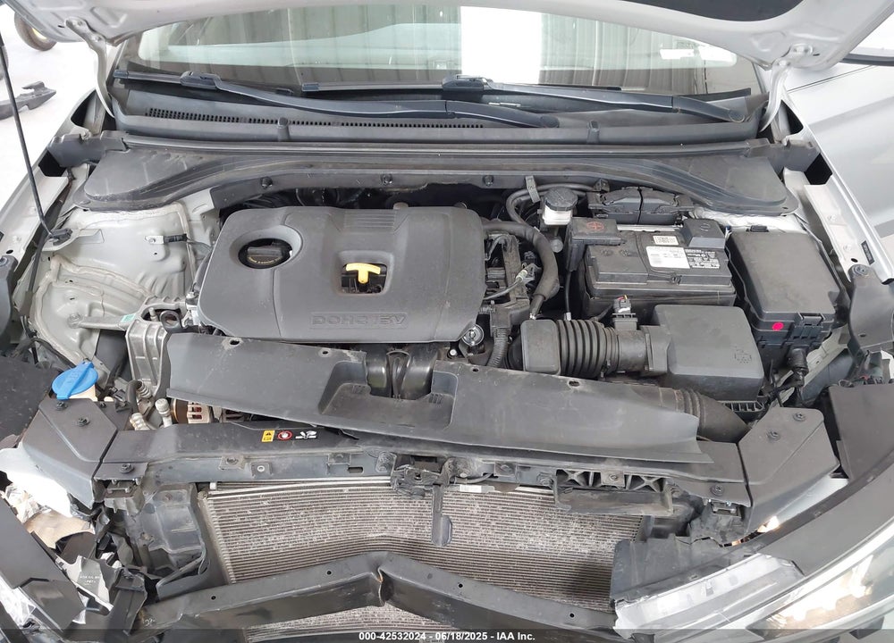 2020 HYUNDAI ELANTRA VIN: 5NPD84LF5LH581360