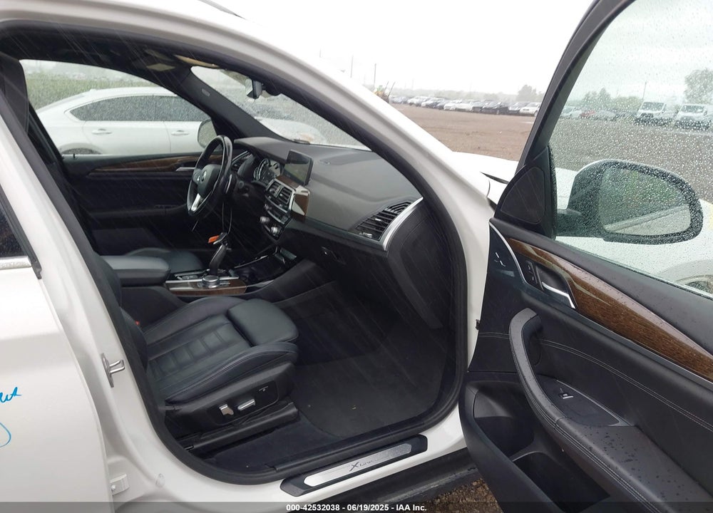 2018 BMW X3 VIN: 5UXTR9C52JLD59706