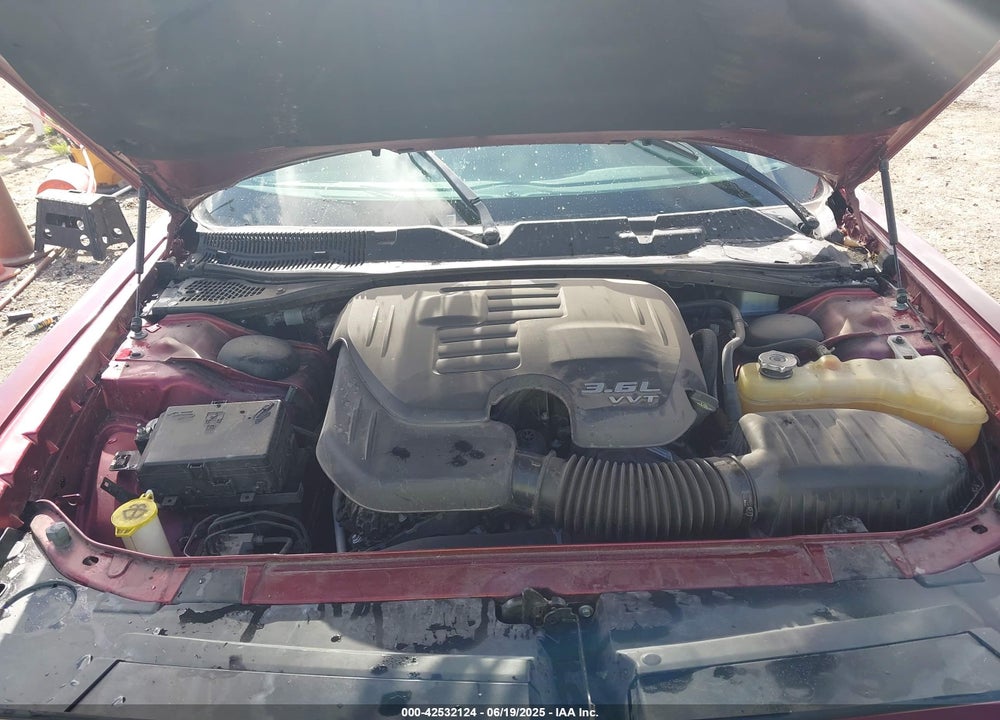 2019 DODGE CHALLENGER VIN: 2C3CDZAG5KH652228